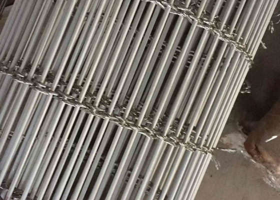 Draperie tissée en métal de bobine de cascade du fil 316l comme rideau réduisant au minimum la lumière du soleil lumineuse