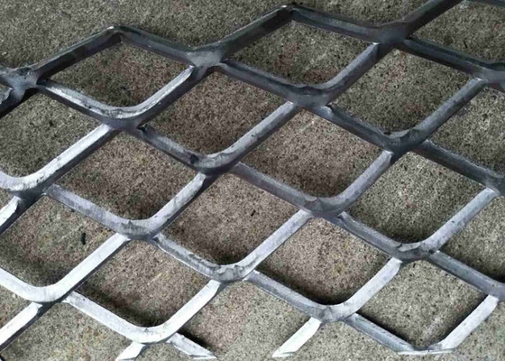 L'acier doux augmenté de maille en métal a augmenté le type structure ferme utilisée comme passage couvert