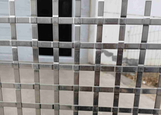trou de 2mm maille tissée SS304 de fil plat de 7mm x de 1mm pour la sécurité extérieure intérieure