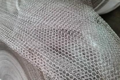 Maillage en fil tricoté résistant à la corrosion industrielle en acier inoxydable