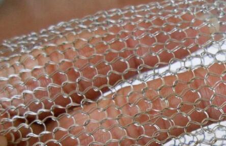 Plain Weave Stainless Steel Filter Wire Mesh Customized For Gas / Liquid Filtering