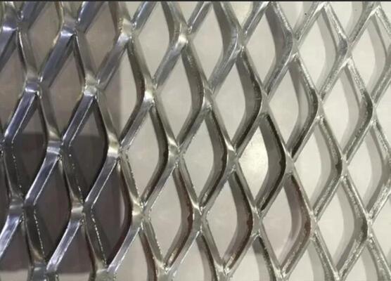 Grille en métal déployé galvanisé en forme de losange en acier inoxydable, personnalisé