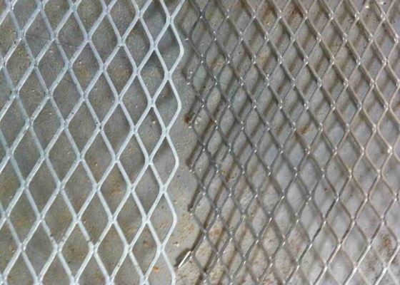 Diamond Hole Expanded Metal Mesh aplati SS304 extérieur lisse SS316 etc.