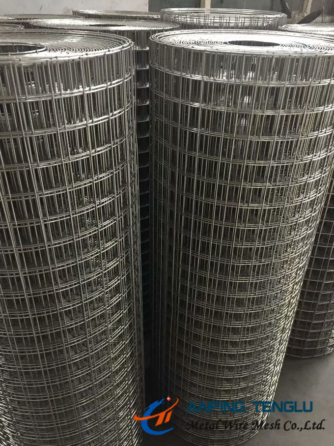 AISI304, AISI304L, AISI316, AISI316L a soudé le grillage, surface polie